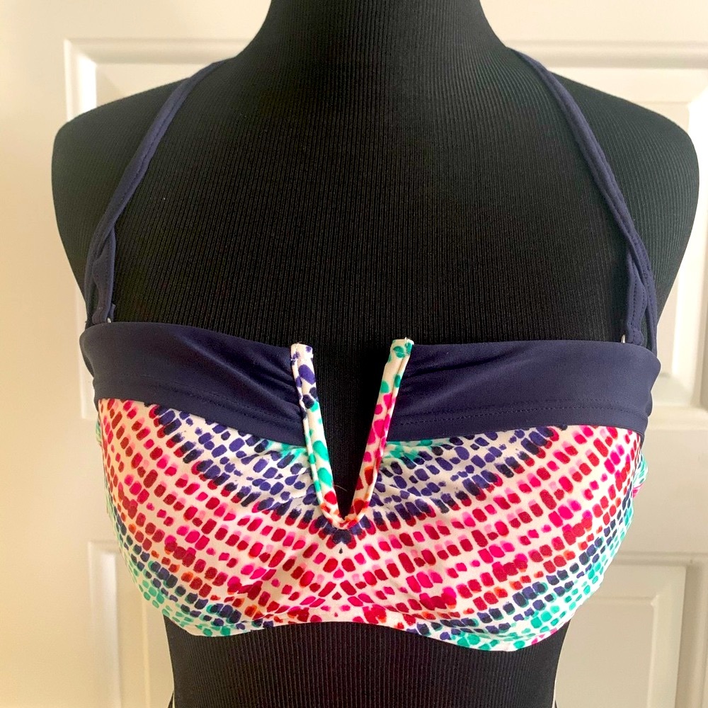 Athleta Red Teal And Navy Underwire Sports Bra Top Size 32B